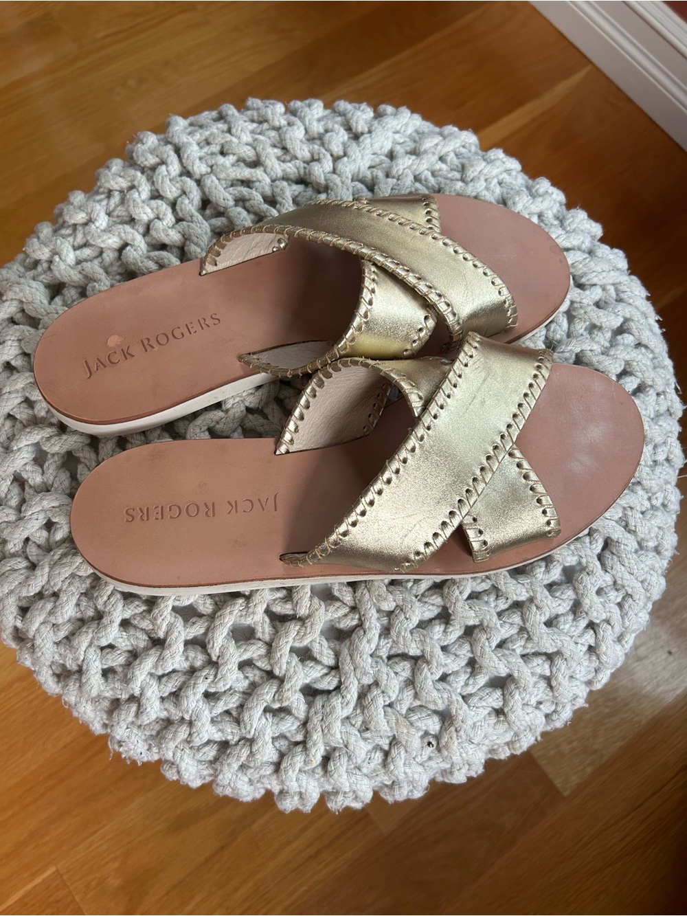 Jack Rogers size 10 Gold Metallic Sandals